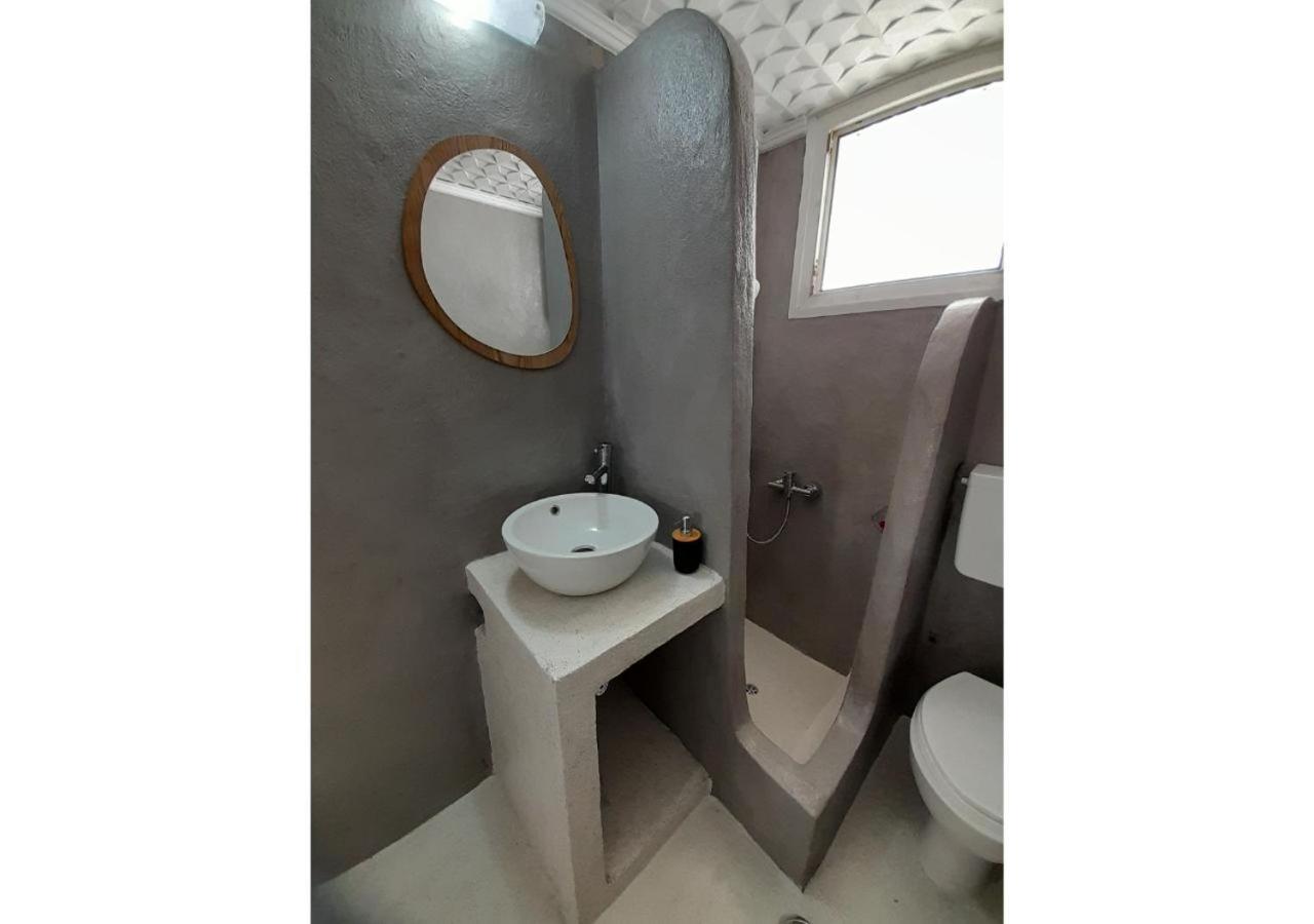 Overhill Apartments Adamas Luaran gambar