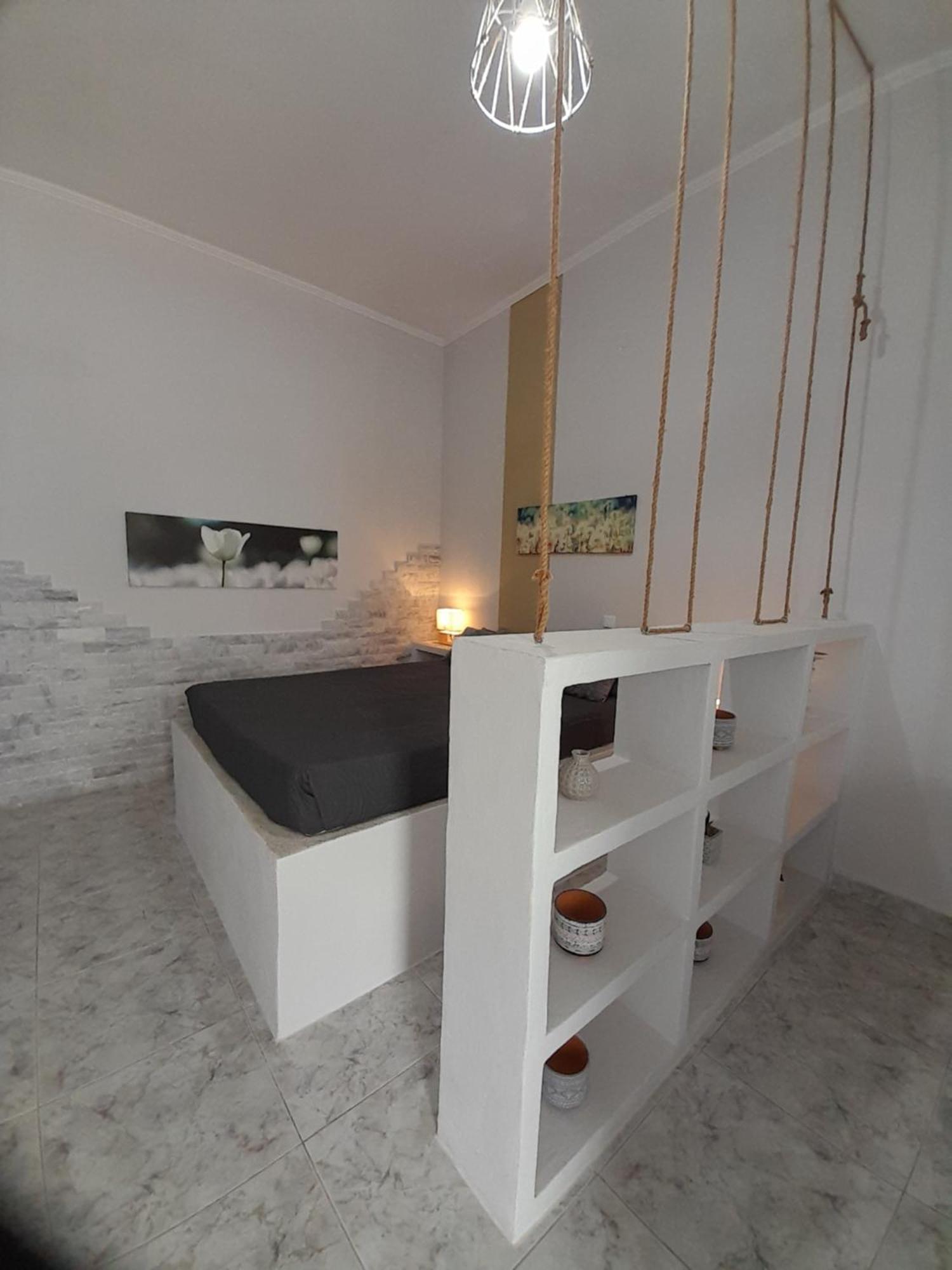 Overhill Apartments Adamas Luaran gambar